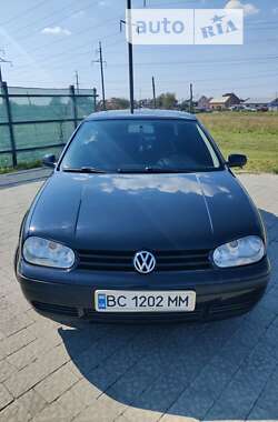 Хэтчбек Volkswagen Golf 2001 в Львове