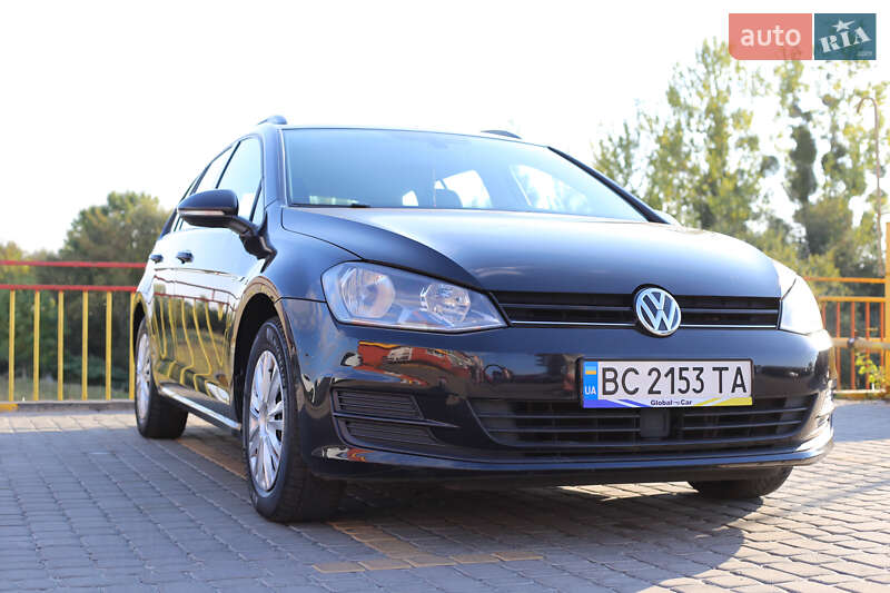Универсал Volkswagen Golf 2014 в Львове