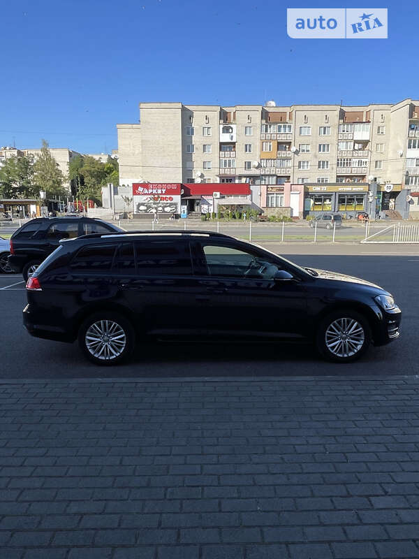 Универсал Volkswagen Golf 2013 в Луцке