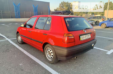 Хэтчбек Volkswagen Golf 1995 в Киеве