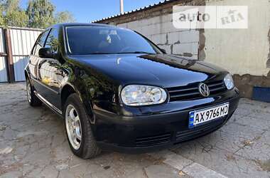 Хэтчбек Volkswagen Golf 2001 в Мерефа