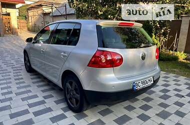 Хэтчбек Volkswagen Golf 2007 в Мукачево