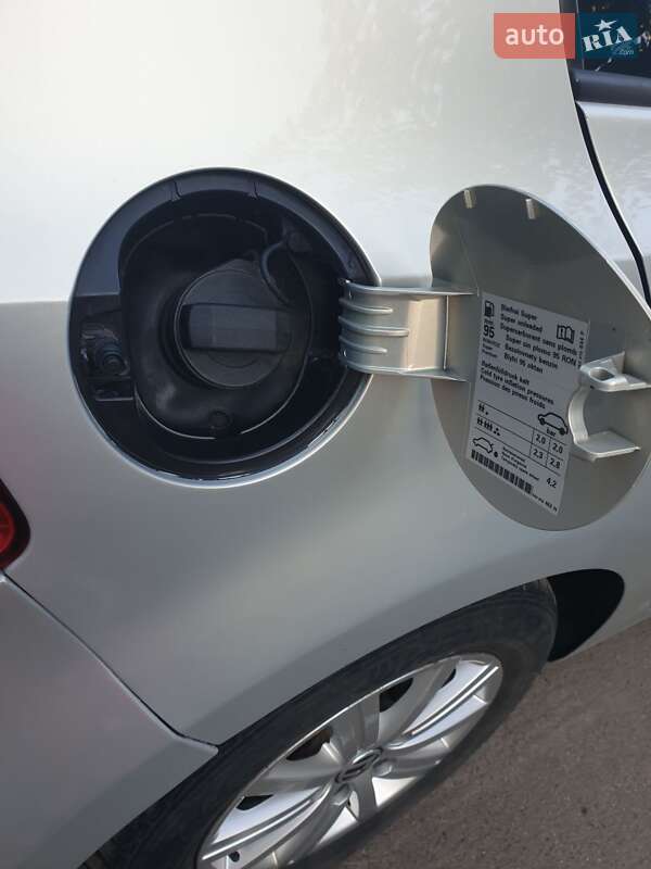 Хетчбек Volkswagen Golf 2012 в Миргороді