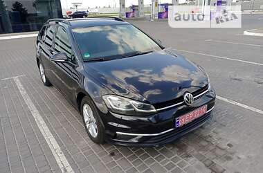 Универсал Volkswagen Golf 2020 в Николаеве