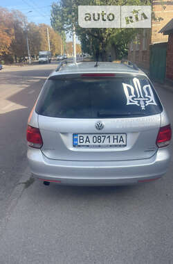 Універсал Volkswagen Golf 2013 в Кропивницькому