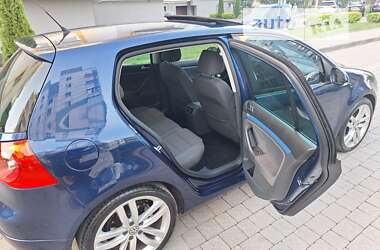 Хэтчбек Volkswagen Golf 2009 в Ивано-Франковске