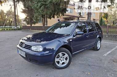 Универсал Volkswagen Golf 2001 в Теофиполе