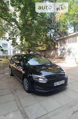 Универсал Volkswagen Golf 2014 в Запорожье