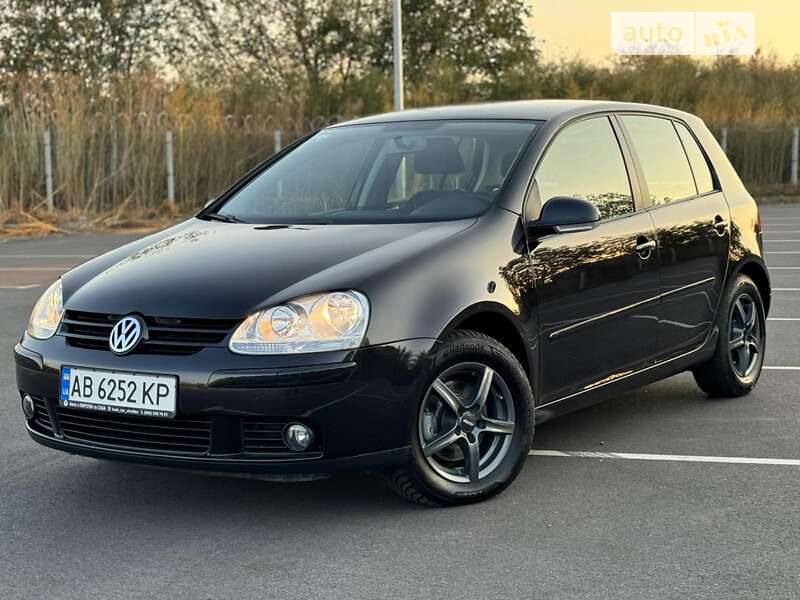 Хетчбек Volkswagen Golf 2007 в Вінниці