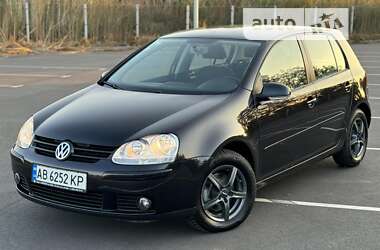 Хетчбек Volkswagen Golf 2007 в Вінниці