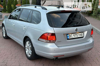 Універсал Volkswagen Golf 2013 в Стрию