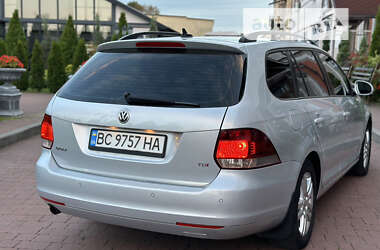 Універсал Volkswagen Golf 2013 в Стрию