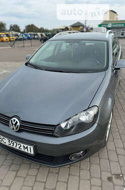 Универсал Volkswagen Golf 2010 в Стрые