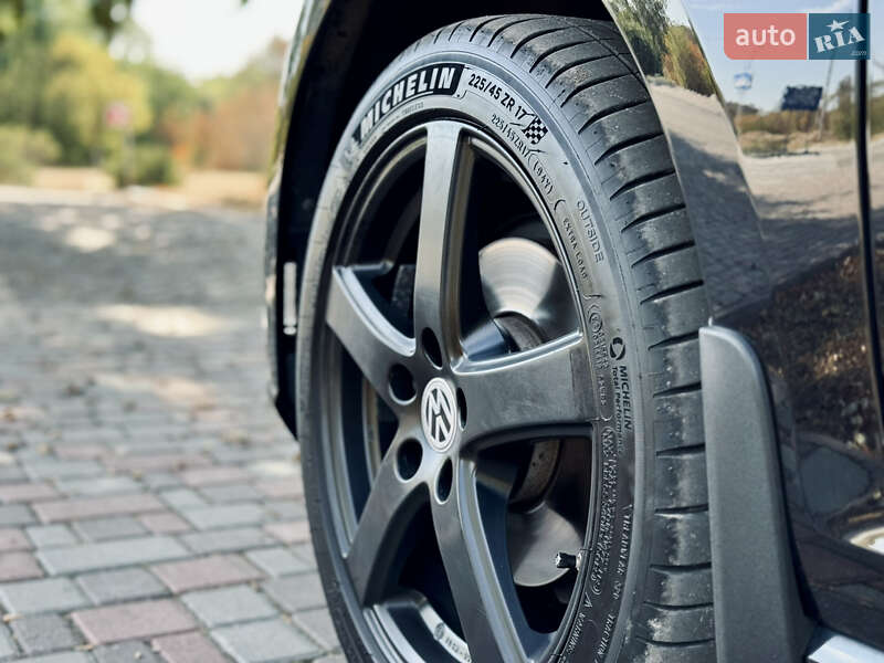 Хэтчбек Volkswagen Golf 2019 в Кропивницком