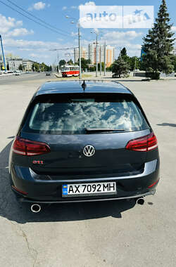 Хетчбек Volkswagen Golf 2020 в Харкові