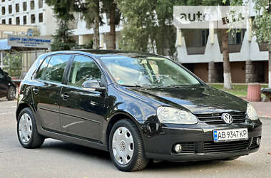 Хетчбек Volkswagen Golf 2006 в Вінниці