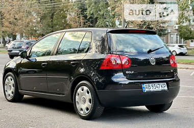 Хетчбек Volkswagen Golf 2006 в Вінниці