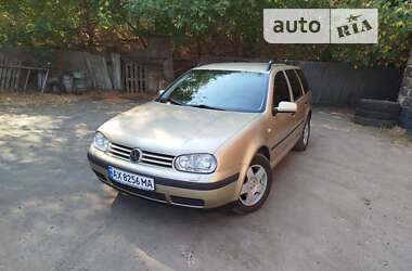 Универсал Volkswagen Golf 2002 в Харькове