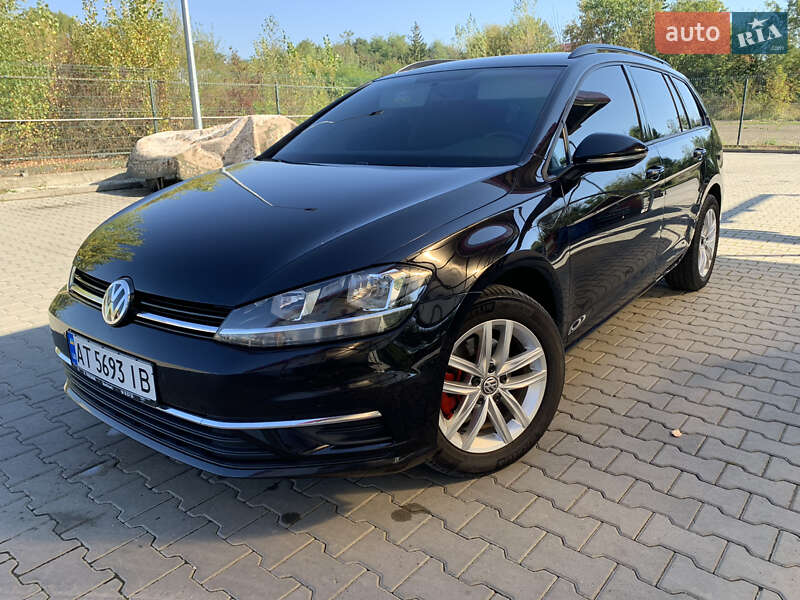 Універсал Volkswagen Golf 2019 в Коломиї