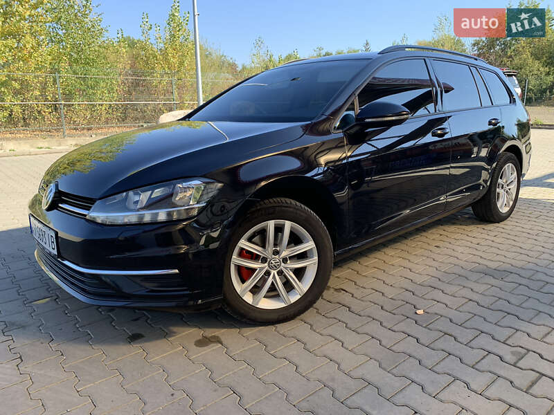 Універсал Volkswagen Golf 2019 в Коломиї