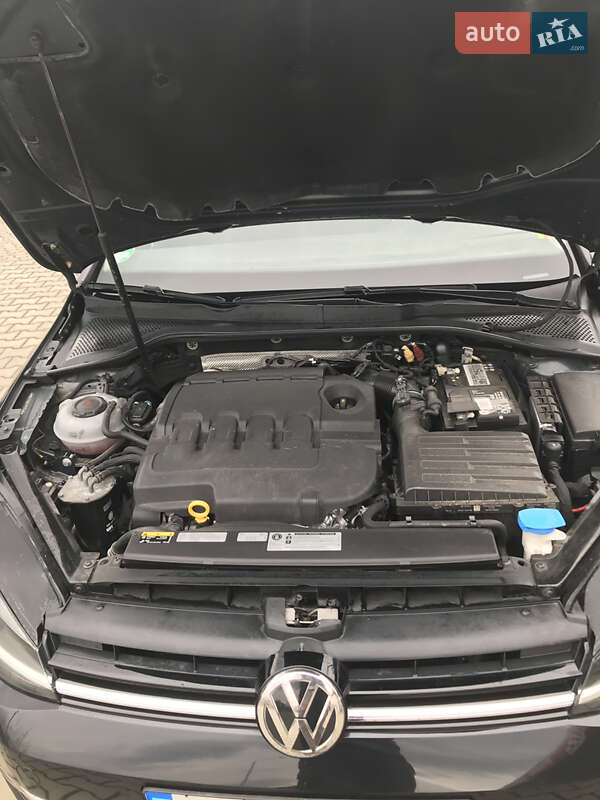 Універсал Volkswagen Golf 2019 в Коломиї