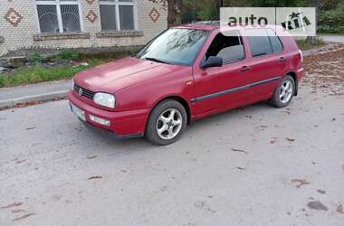 Хетчбек Volkswagen Golf 1996 в Старокостянтинові