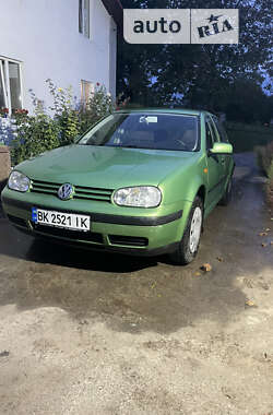 Хетчбек Volkswagen Golf 1998 в Рівному