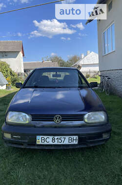 Хэтчбек Volkswagen Golf 1995 в Самборе