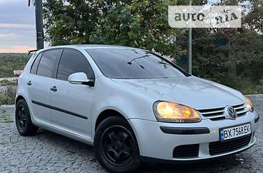 Хэтчбек Volkswagen Golf 2005 в Хмельницком