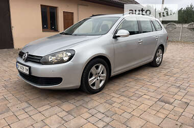 Универсал Volkswagen Golf 2010 в Костополе