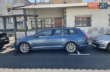 Универсал Volkswagen Golf 2015 в 