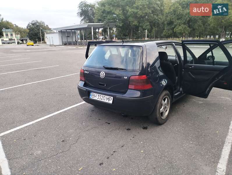 Хэтчбек Volkswagen Golf 2000 в Измаиле