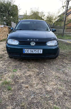 Хэтчбек Volkswagen Golf 1998 в Черновцах