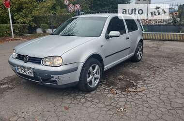 Хетчбек Volkswagen Golf 1998 в Луцьку