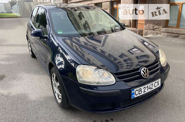 Хэтчбек Volkswagen Golf 2005 в Чернигове