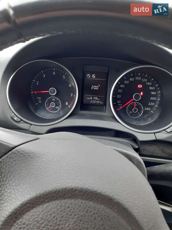 Універсал Volkswagen Golf 2010 в Львові