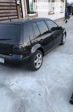 Хэтчбек Volkswagen Golf 2003 в Фастове