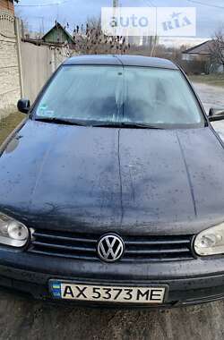 Хэтчбек Volkswagen Golf 2002 в Харькове