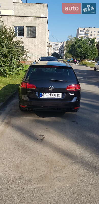 Універсал Volkswagen Golf 2015 в Луцьку