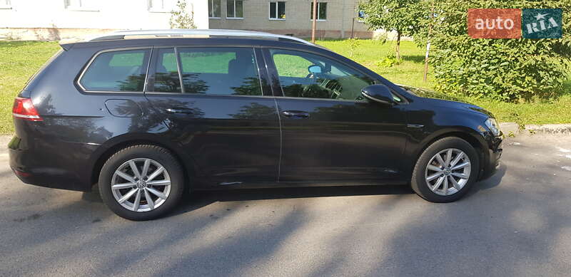 Універсал Volkswagen Golf 2015 в Луцьку