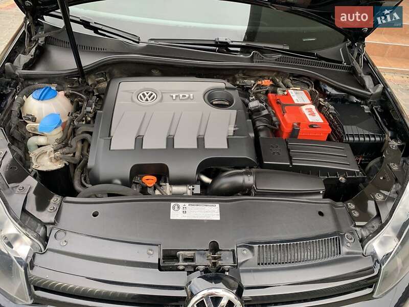 Универсал Volkswagen Golf 2013 в Гусятине