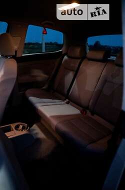 Хэтчбек Volkswagen Golf 2004 в Львове