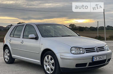 Хэтчбек Volkswagen Golf 2003 в Черновцах