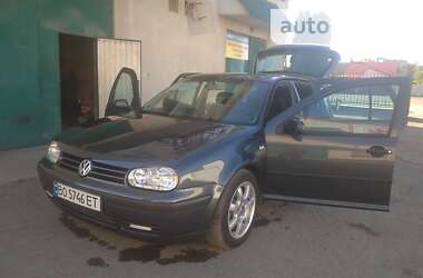 Хэтчбек Volkswagen Golf 2002 в Каменец-Подольском