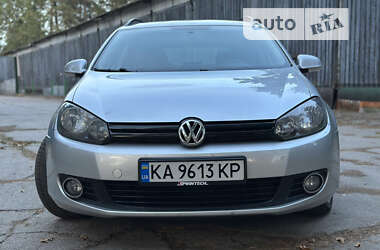 Универсал Volkswagen Golf 2010 в Киеве