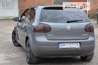 Хэтчбек Volkswagen Golf 2005 в Сумах