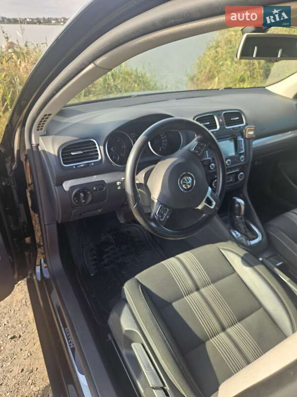 Універсал Volkswagen Golf 2013 в Одесі