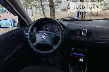 Универсал Volkswagen Golf 2001 в Лубнах