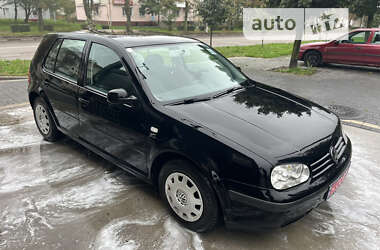 Хетчбек Volkswagen Golf 2000 в Калуші