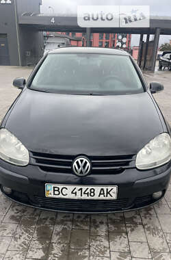 Хетчбек Volkswagen Golf 2005 в Дрогобичі